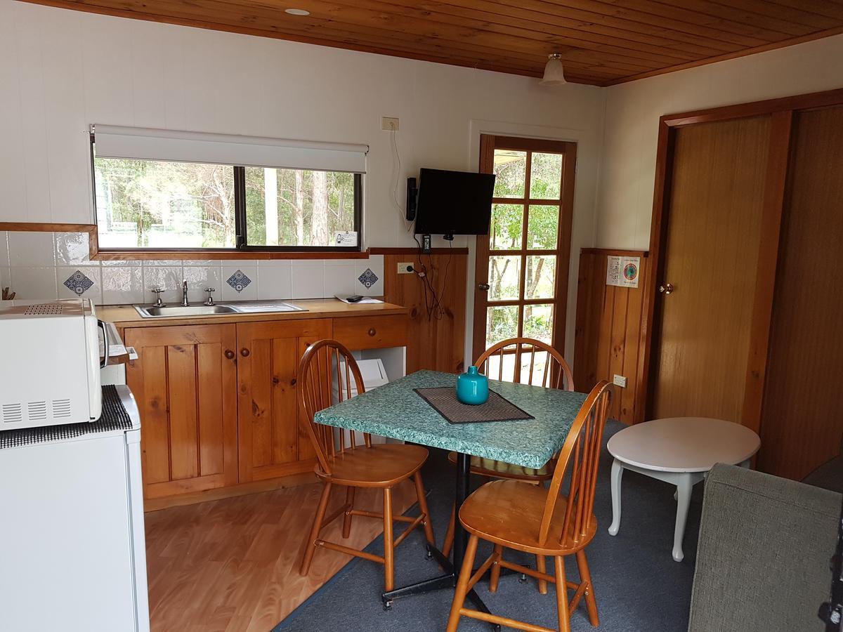 Strahan Retreat Holiday Park Exteriér fotografie